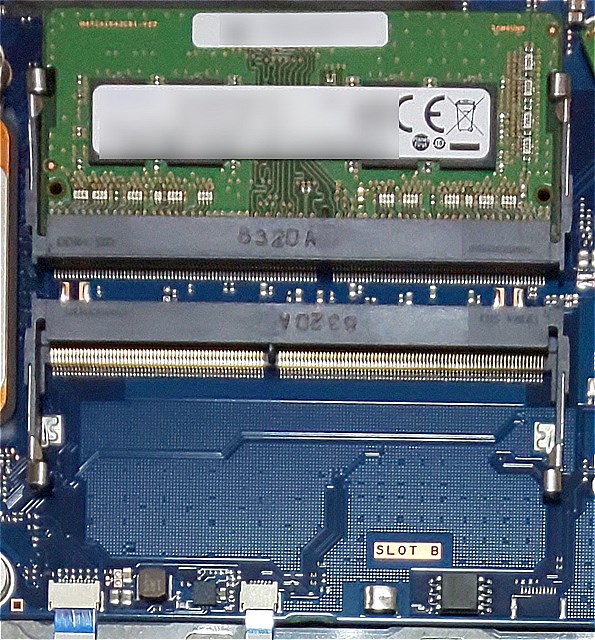 TOSHIBA dynabook RZ63/FSの分解(メモリ交換・増設,SSD交換の為) | PRE 