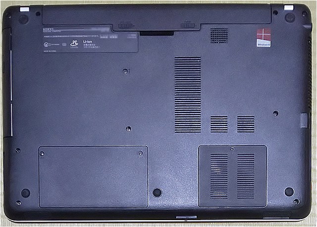 SONY VAIOのFit15シリーズSVF1531の分解(メモリ増設, SSDへの換装の為 